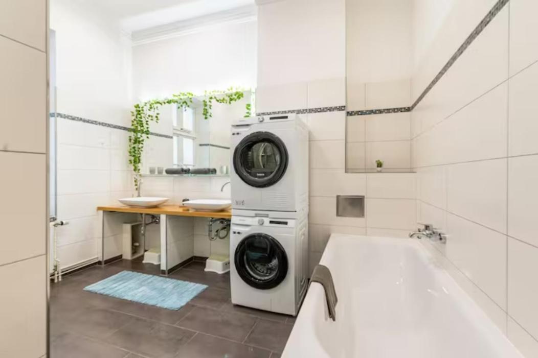 Grosszuegige 185M2-Altbauwohnung In Bestlage 7Zimmer-2Baeder-2Kuechen-2Wcs Hamburgo Exterior foto