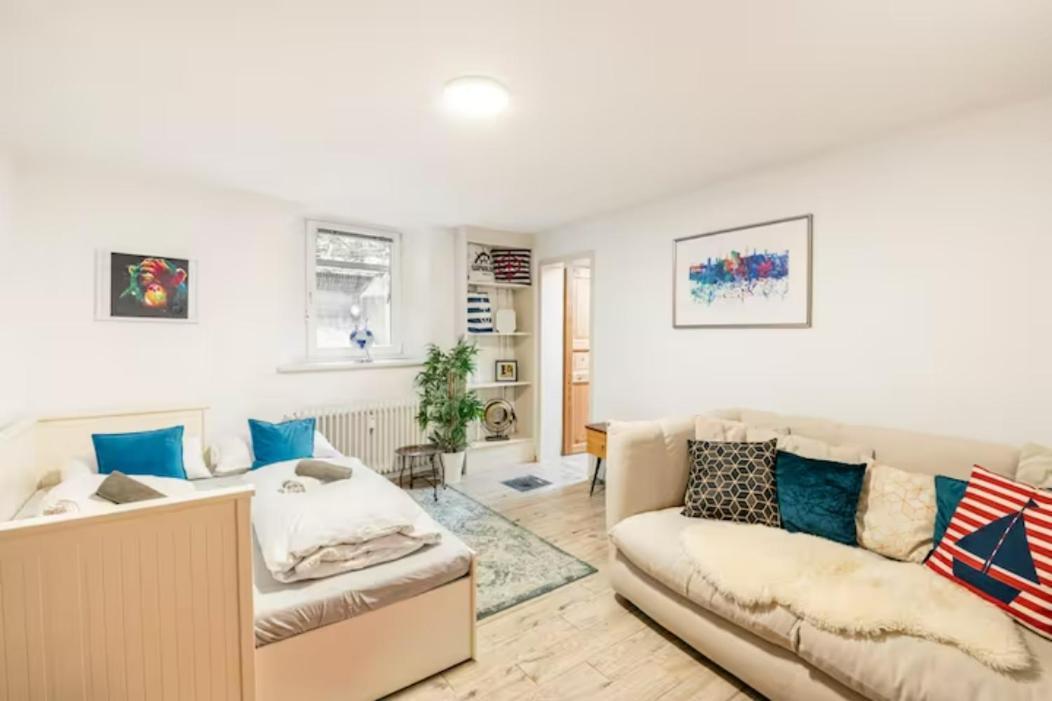 Grosszuegige 185M2-Altbauwohnung In Bestlage 7Zimmer-2Baeder-2Kuechen-2Wcs Hamburgo Exterior foto